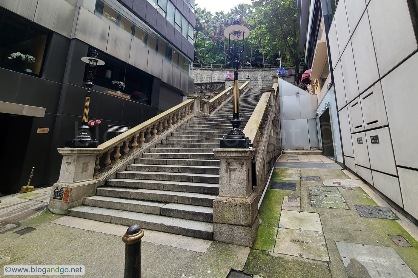 Central - Duddell Street Steps and Gas Lamps (3 Sep, 2023)